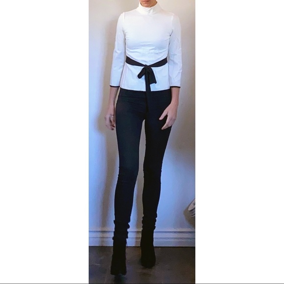 Vince Camuto Bell Sleeve Mock Neck Belted Top - Picture 2 of 5